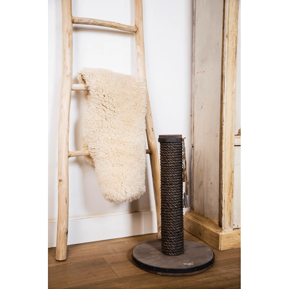 Designed By Lotte Krabpaal Lumpra - Scratch Post - 35x35x55 Cm - Afbeelding 5